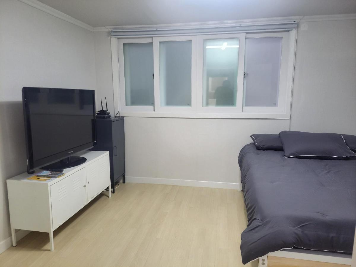 Brand New 2 Bedroom Apartment #6 Seoul Exterior photo