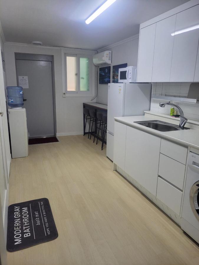 Brand New 2 Bedroom Apartment #6 Seoul Exterior photo